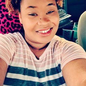 Meet your Posher, Dondria